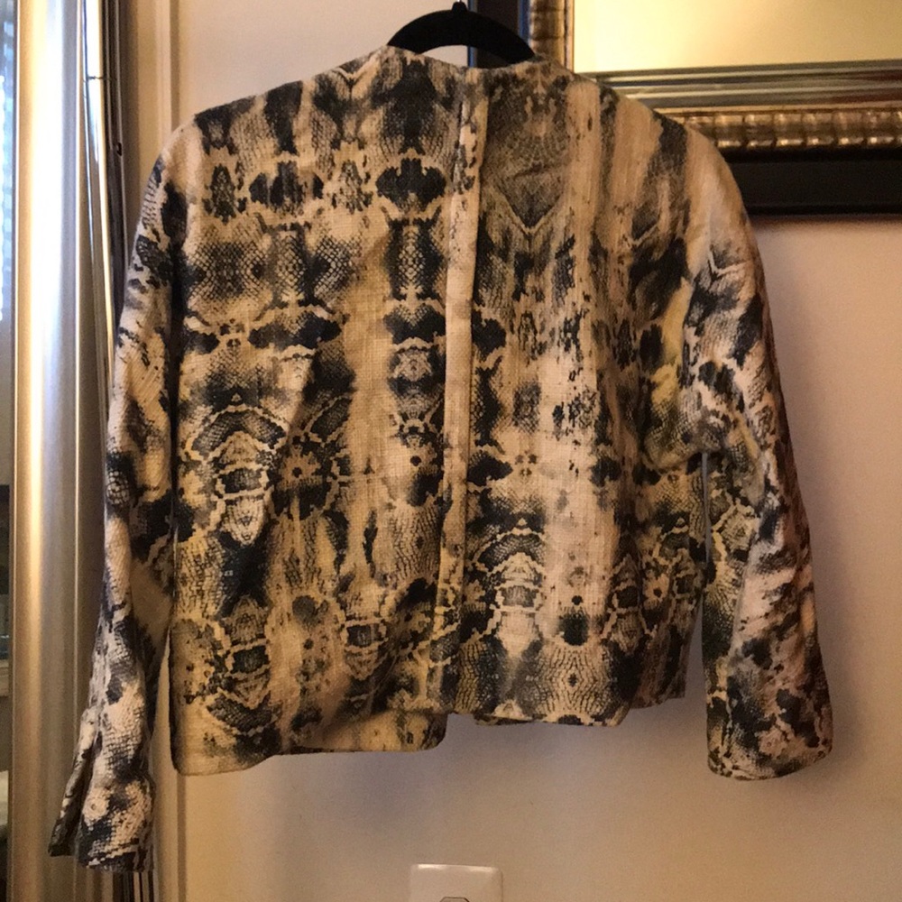 Zara Cropped Jacket - Picture 3 of 3